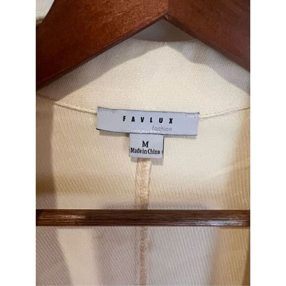 Favlux Fashion cream adjustable waist jacket - Picture 2 of 5